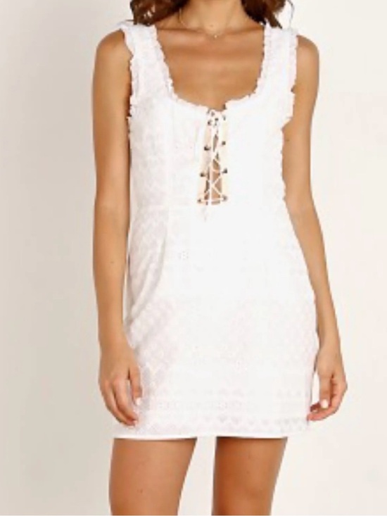 Dresses & Skirts - For love and Lemon eyelet mini White Lace-Up Sleeveless Mini Dress small